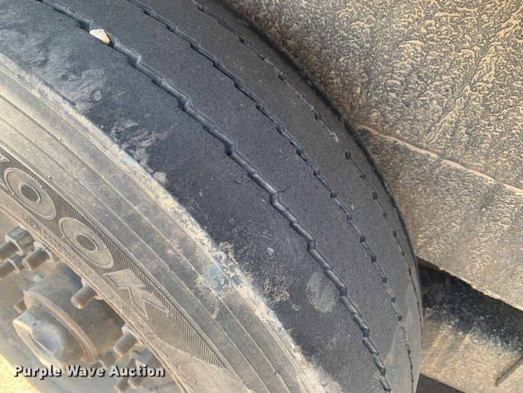 image for item DO1921 2019 Belshe BF9T  equipment trailer