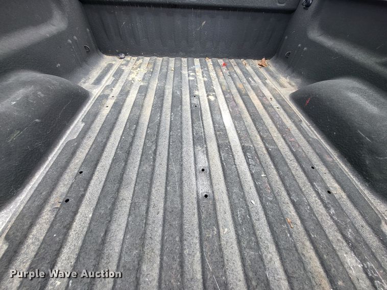 image for item DO3593 2015 Chevrolet Silverado 2500HD  Crew Cab pickup truck