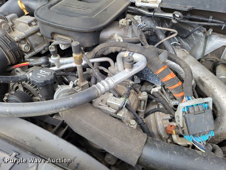 image for item DO3593 2015 Chevrolet Silverado 2500HD  Crew Cab pickup truck