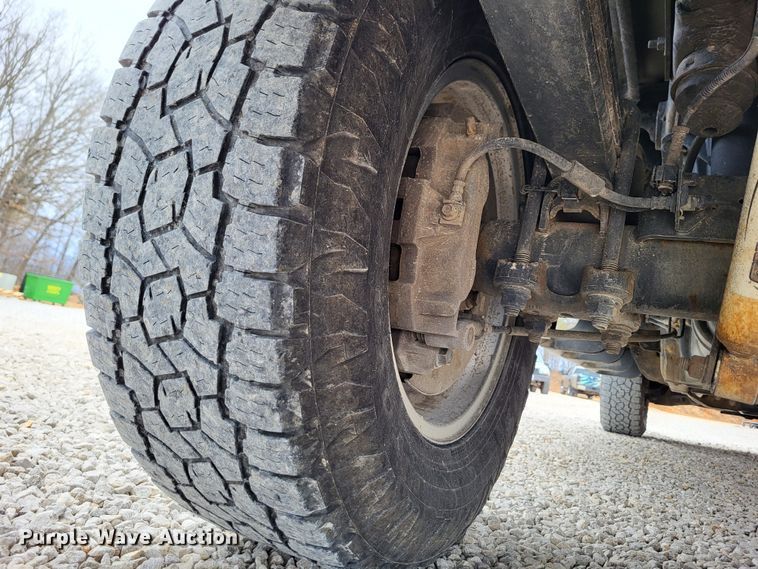 image for item DO3593 2015 Chevrolet Silverado 2500HD  Crew Cab pickup truck