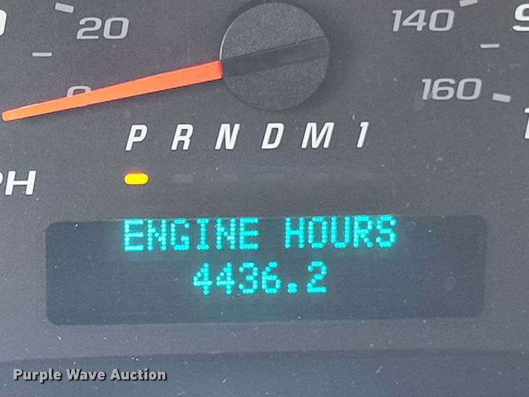 image for item DO3594 2015 Chevrolet Express G4500  van cab and chassis