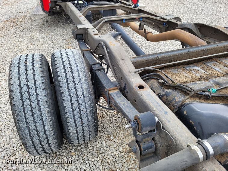 image for item DO3594 2015 Chevrolet Express G4500  van cab and chassis