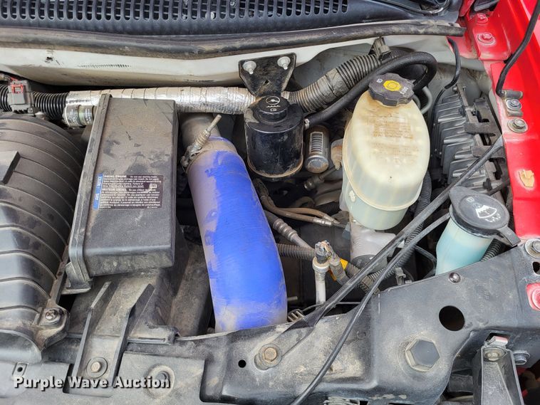 image for item DO3594 2015 Chevrolet Express G4500  van cab and chassis