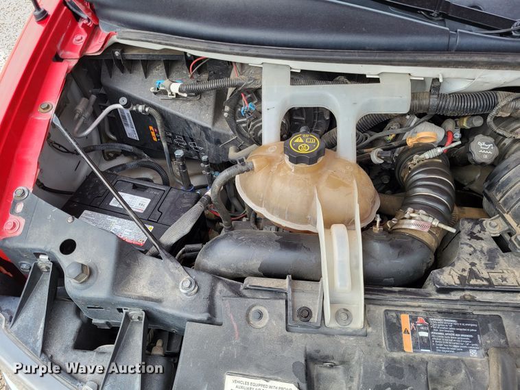 image for item DO3594 2015 Chevrolet Express G4500  van cab and chassis