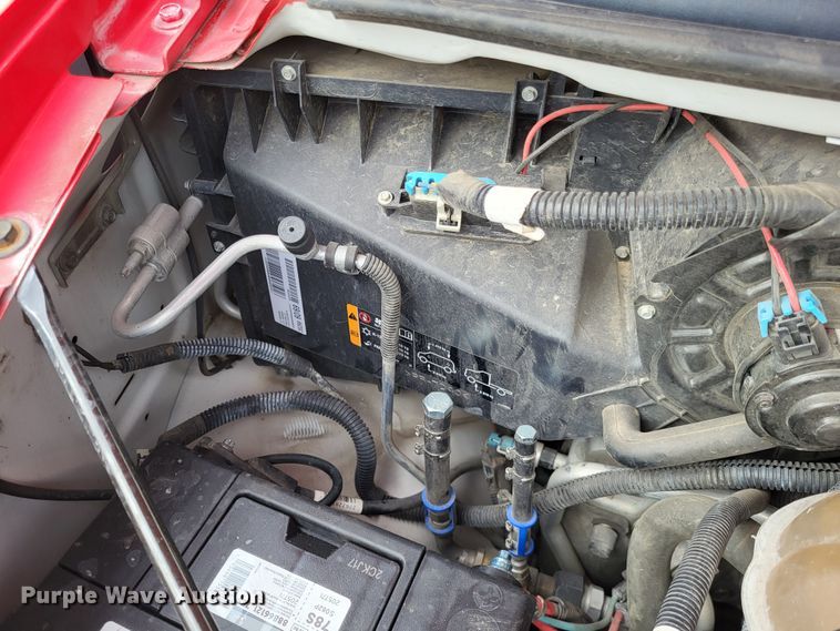 image for item DO3594 2015 Chevrolet Express G4500  van cab and chassis