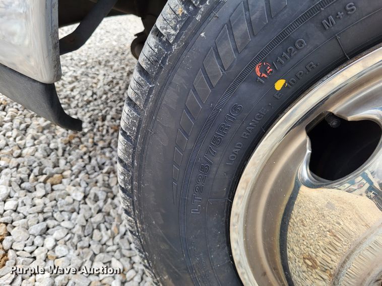 image for item DO3594 2015 Chevrolet Express G4500  van cab and chassis