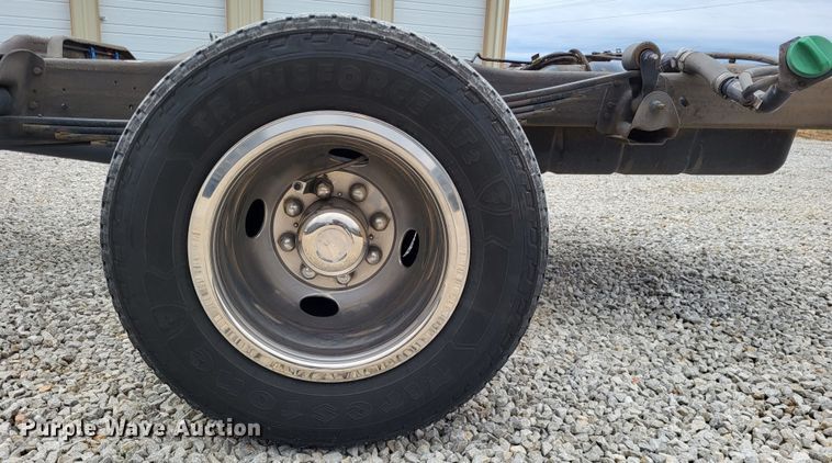 image for item DO3594 2015 Chevrolet Express G4500  van cab and chassis