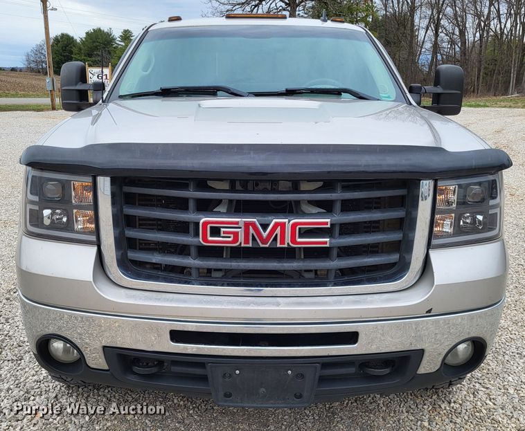 image for item DO3596 2008 GMC Sierra 3500HD  Crew Cab pickup truck