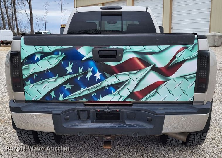 image for item DO3596 2008 GMC Sierra 3500HD  Crew Cab pickup truck