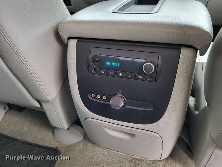 image for item DO3596 2008 GMC Sierra 3500HD  Crew Cab pickup truck