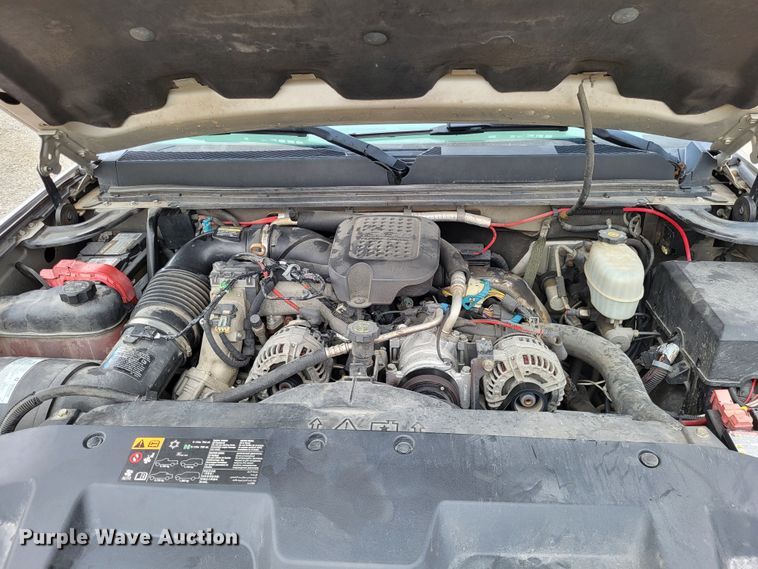 image for item DO3596 2008 GMC Sierra 3500HD  Crew Cab pickup truck