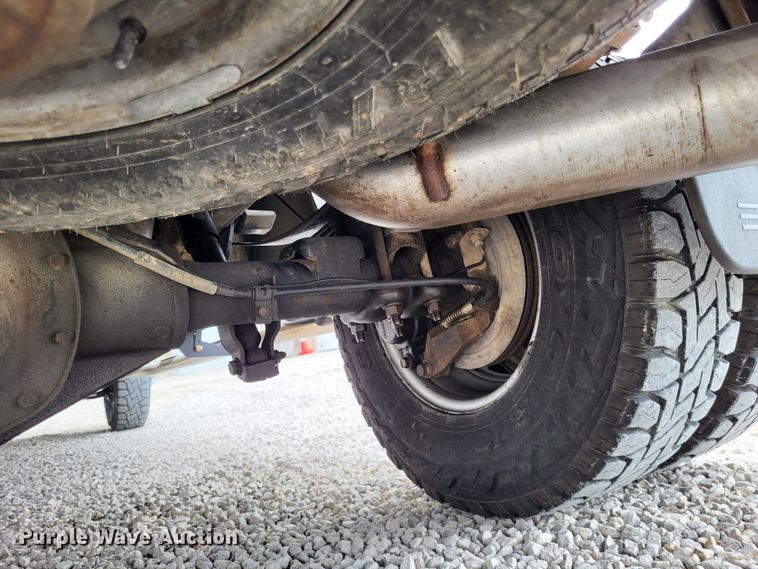 image for item DO3596 2008 GMC Sierra 3500HD  Crew Cab pickup truck