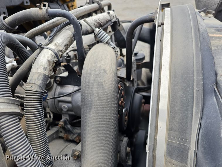 image for item DO4207 2012 International DuraStar 4300  truck cab and chassis