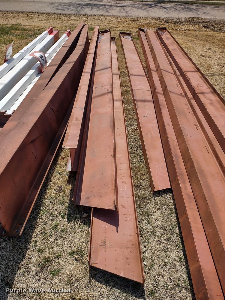 image for item DQ1588 I-beams