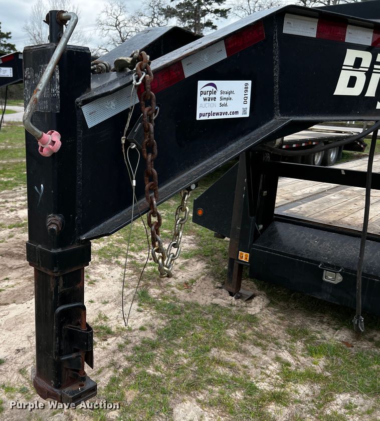 image for item DQ1989 2017 Big Tex  equipment trailer
