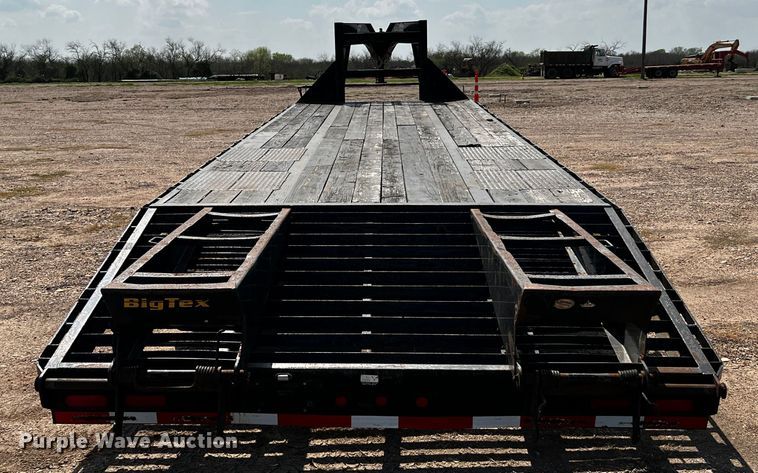 image for item DQ2005 2012 Big Tex 22GN-25BK+5  equipment trailer