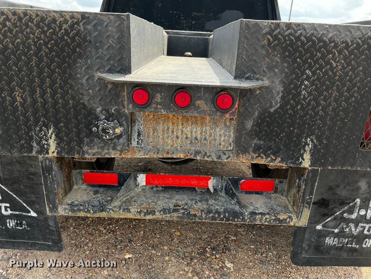 image for item DQ2006 2005 Ford F750 Super Duty XL  flatbed truck