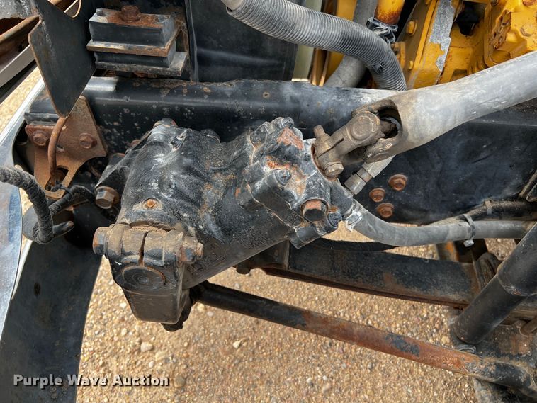 image for item DQ2006 2005 Ford F750 Super Duty XL  flatbed truck