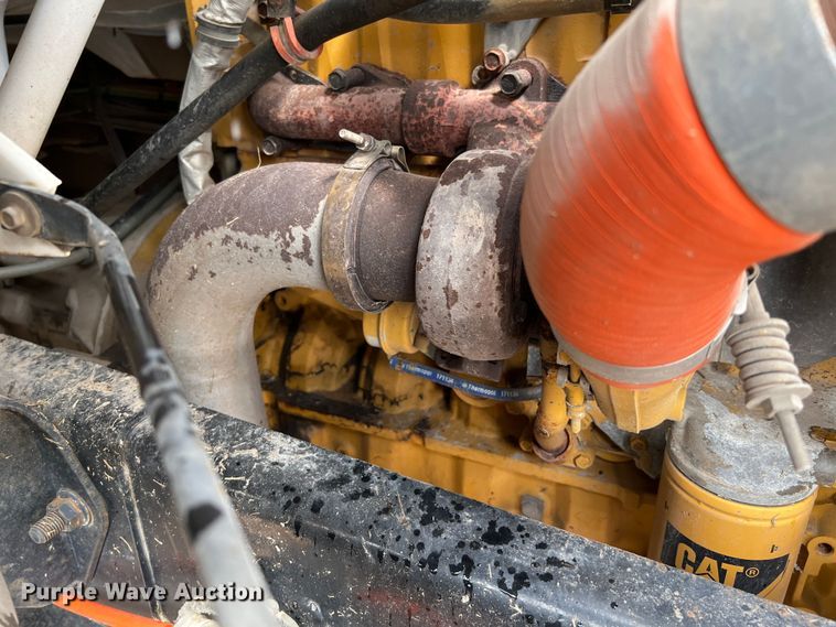 image for item DQ2006 2005 Ford F750 Super Duty XL  flatbed truck