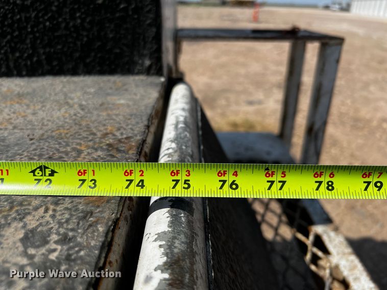 image for item DQ2008 2006 Ford F350 Super Duty  utility bed pickup truck