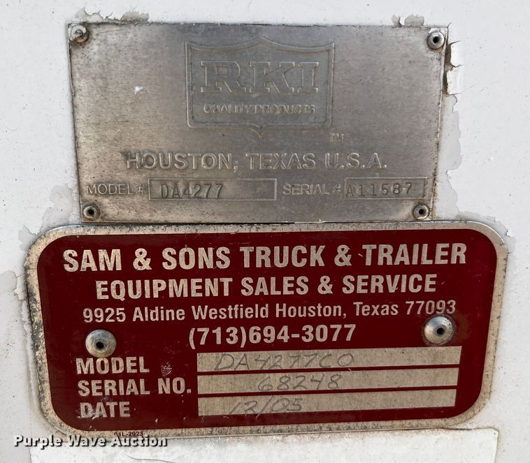 image for item DQ2008 2006 Ford F350 Super Duty  utility bed pickup truck