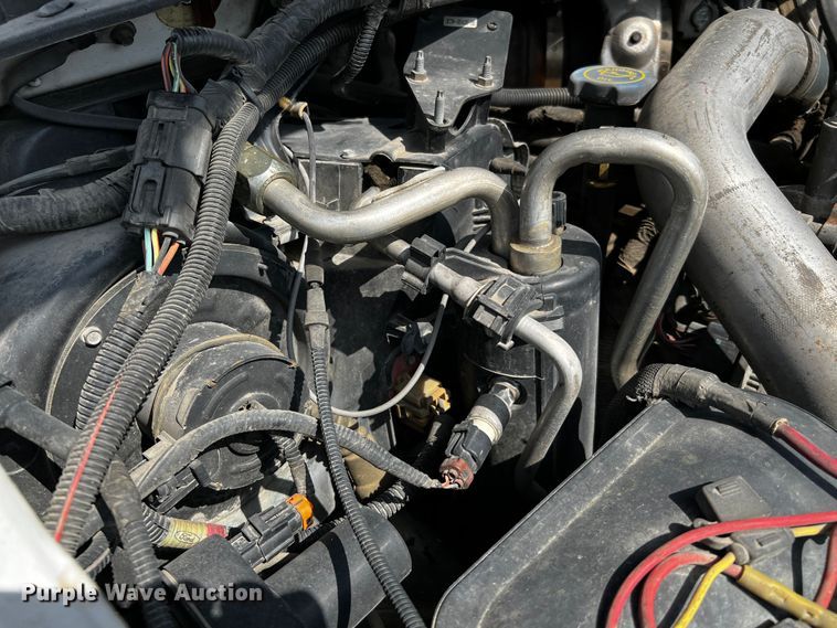 image for item DQ2008 2006 Ford F350 Super Duty  utility bed pickup truck