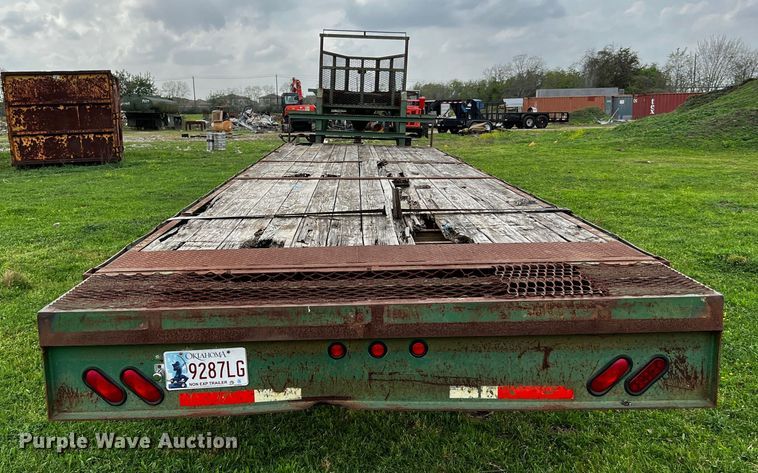 image for item DQ2009 2007 Trailmaster  equipment trailer