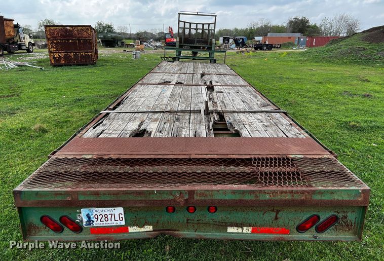 image for item DQ2009 2007 Trailmaster  equipment trailer