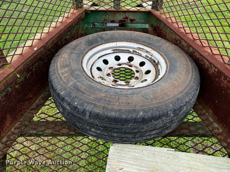 image for item DQ2009 2007 Trailmaster  equipment trailer