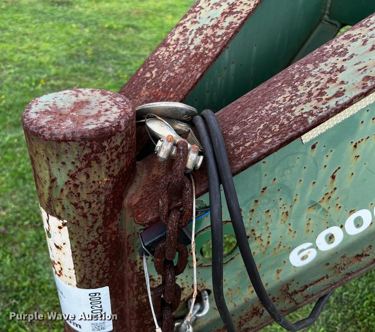 image for item DQ2009 2007 Trailmaster  equipment trailer