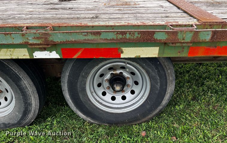 image for item DQ2009 2007 Trailmaster  equipment trailer