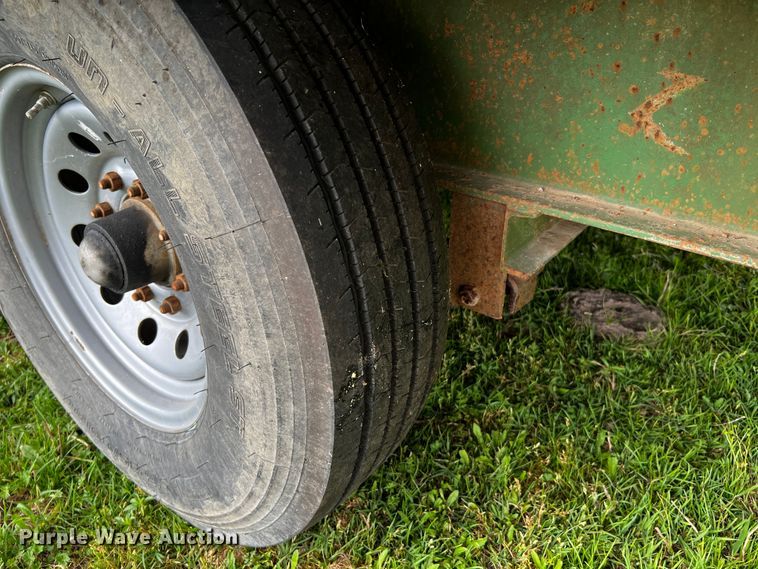 image for item DQ2009 2007 Trailmaster  equipment trailer