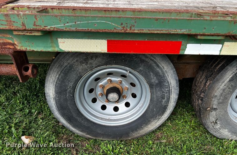 image for item DQ2009 2007 Trailmaster  equipment trailer