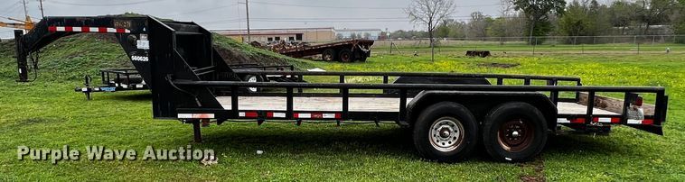 image for item DQ2010 2007 Norris Trailer Mfg  equipment trailer