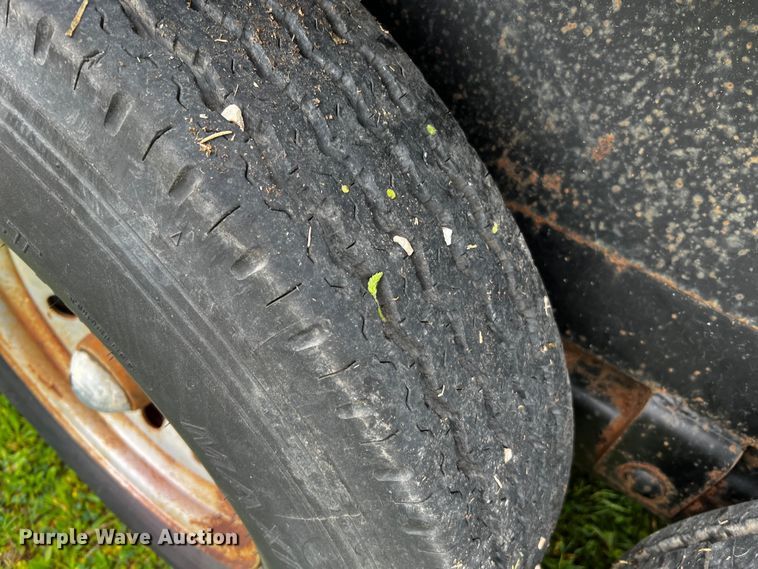 image for item DQ2010 2007 Norris Trailer Mfg  equipment trailer