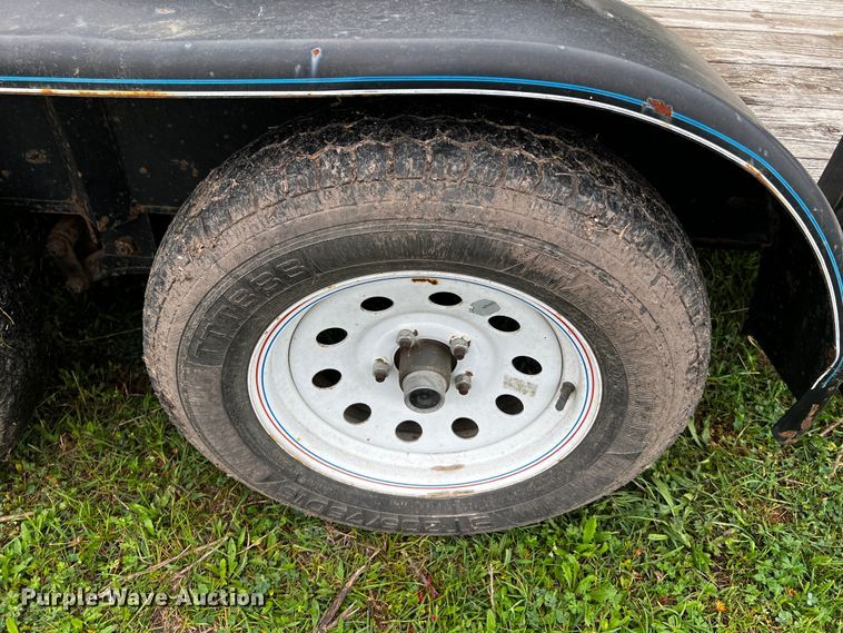 image for item DQ2011 2017 Top Hat  utility trailer