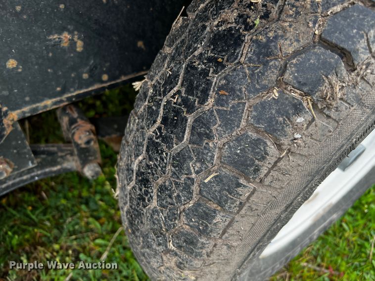 image for item DQ2011 2017 Top Hat  utility trailer