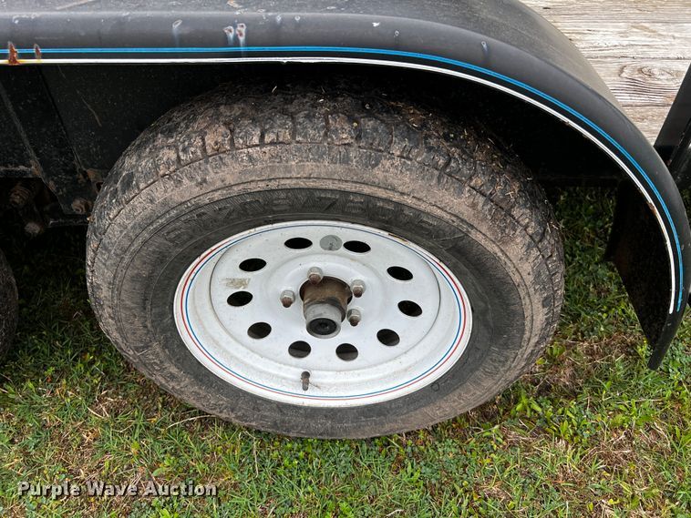 image for item DQ2011 2017 Top Hat  utility trailer