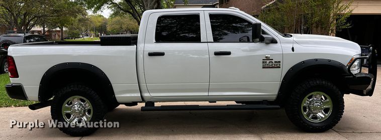 image for item DQ2028 2018 Dodge Ram 2500  Crew Cab pickup truck