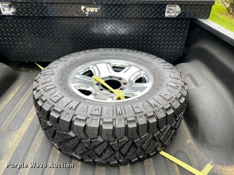 image for item DQ2028 2018 Dodge Ram 2500  Crew Cab pickup truck