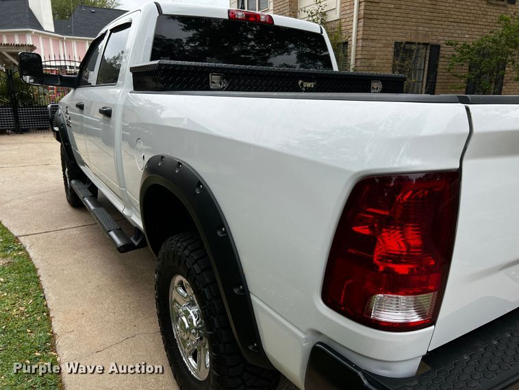 image for item DQ2028 2018 Dodge Ram 2500  Crew Cab pickup truck