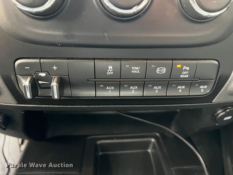 image for item DQ2028 2018 Dodge Ram 2500  Crew Cab pickup truck