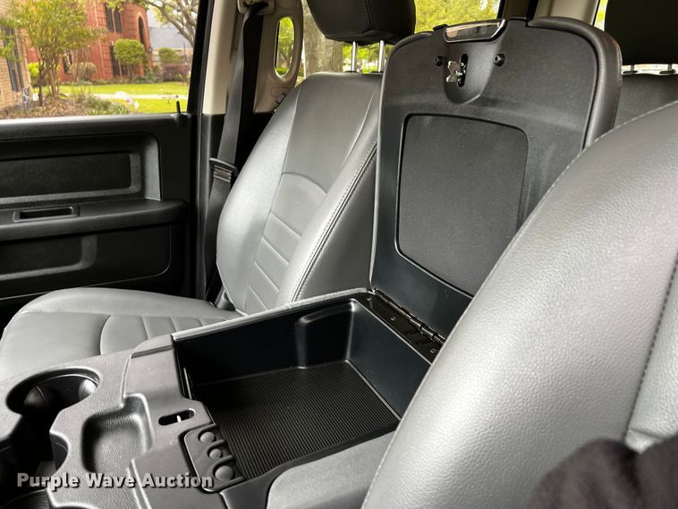 image for item DQ2028 2018 Dodge Ram 2500  Crew Cab pickup truck