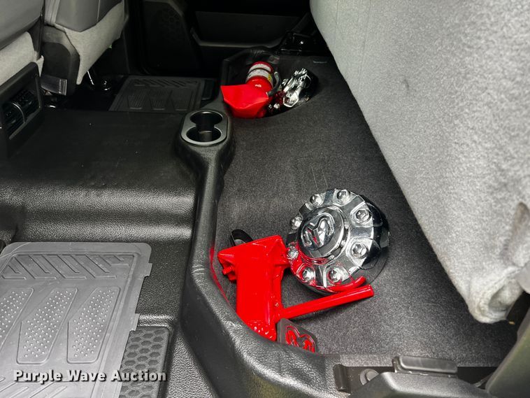 image for item DQ2028 2018 Dodge Ram 2500  Crew Cab pickup truck