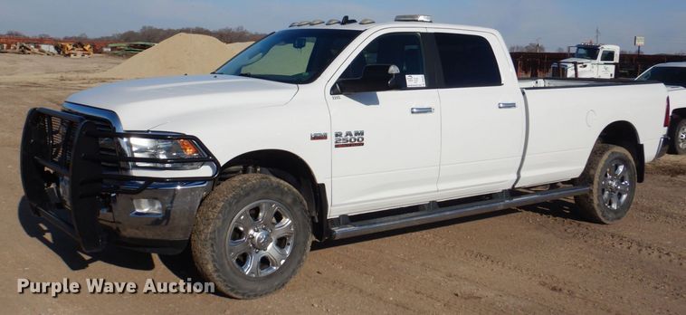 image for item DR4505 2017 Dodge Ram 2500HD Big Horn  Crew Cab pickup truck