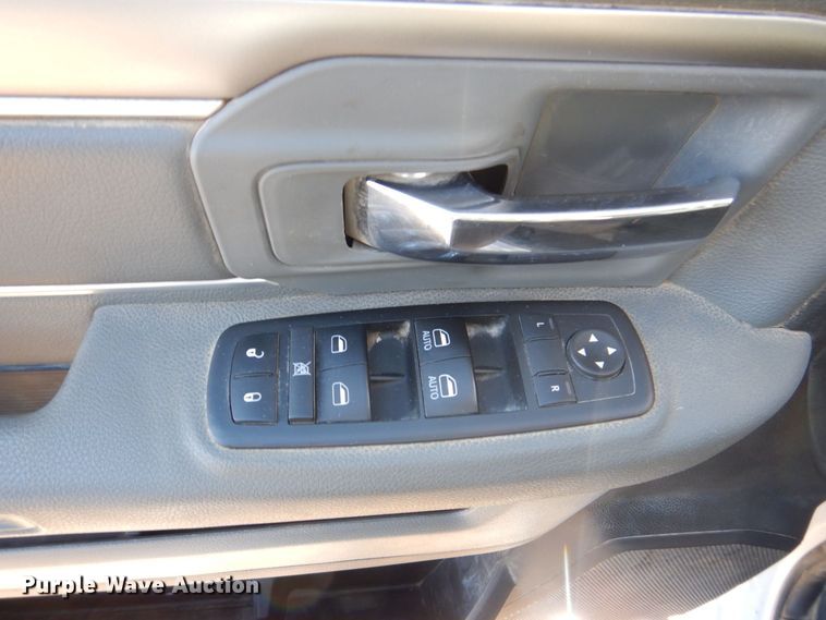 image for item DR4505 2017 Dodge Ram 2500HD Big Horn  Crew Cab pickup truck