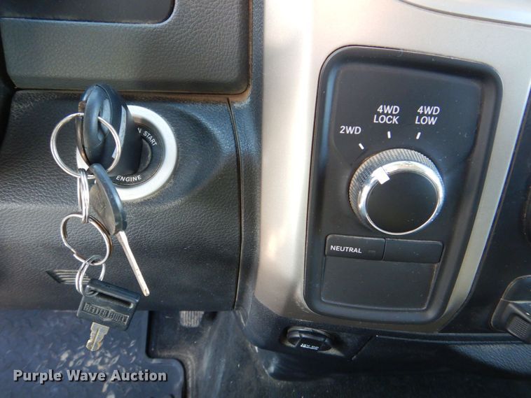 image for item DR4505 2017 Dodge Ram 2500HD Big Horn  Crew Cab pickup truck