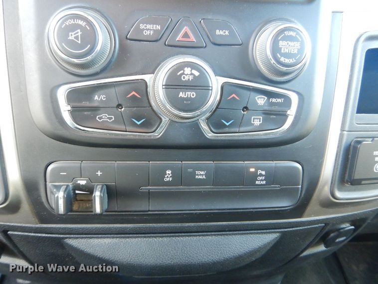 image for item DR4505 2017 Dodge Ram 2500HD Big Horn  Crew Cab pickup truck