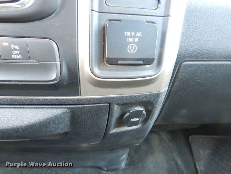 image for item DR4505 2017 Dodge Ram 2500HD Big Horn  Crew Cab pickup truck