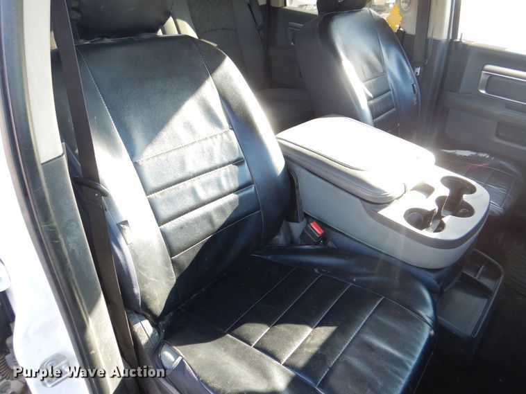 image for item DR4505 2017 Dodge Ram 2500HD Big Horn  Crew Cab pickup truck